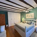 Apaizetxea, Caserio En Entorno Rural Entre Bilbao Y Vitoria-gasteiz * Andagoya