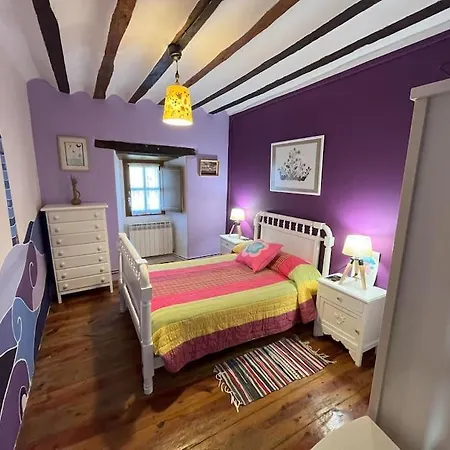 Apaizetxea, Caserio En Entorno Rural Entre Bilbao Y Vitoria-gasteiz *