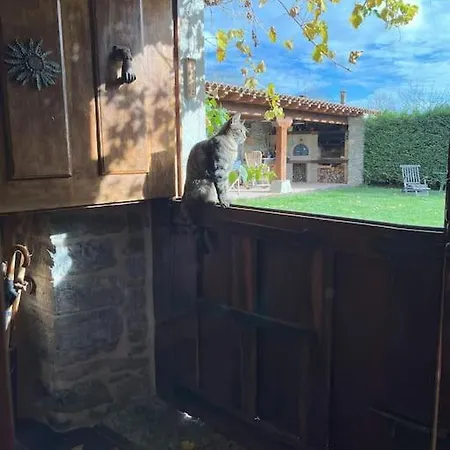 Apaizetxea, Caserio En Entorno Rural Entre Bilbao Y Vitoria-gasteiz * Andagoya